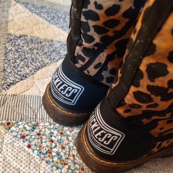 Leopard boots - Picture 2 of 5